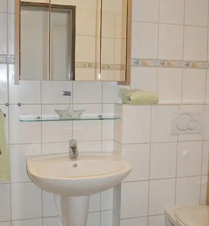 Haus Unter Den Linden Lägenhet